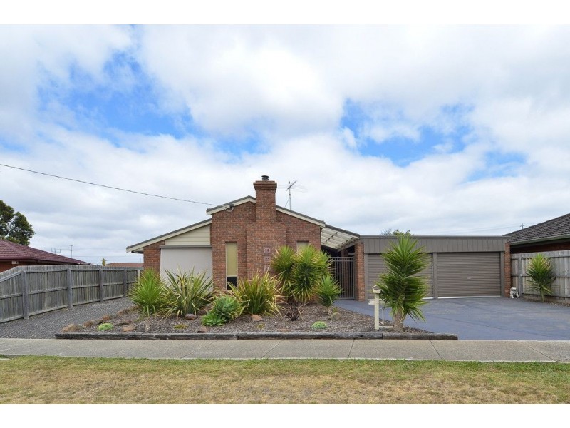 9 Govett Cres, St Albans Park VIC 3219