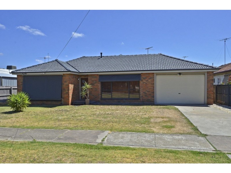 7 Pinder Crt, St Albans Park VIC 3219
