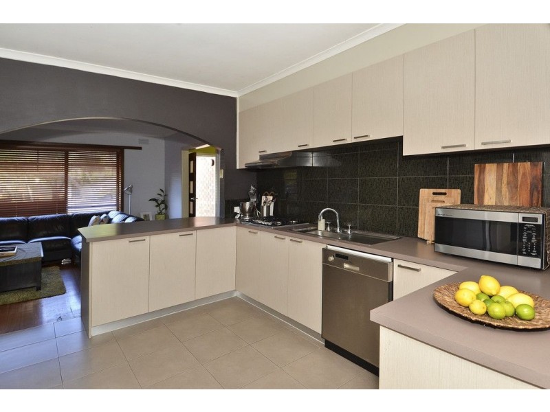 7 Pinder Crt, St Albans Park VIC 3219