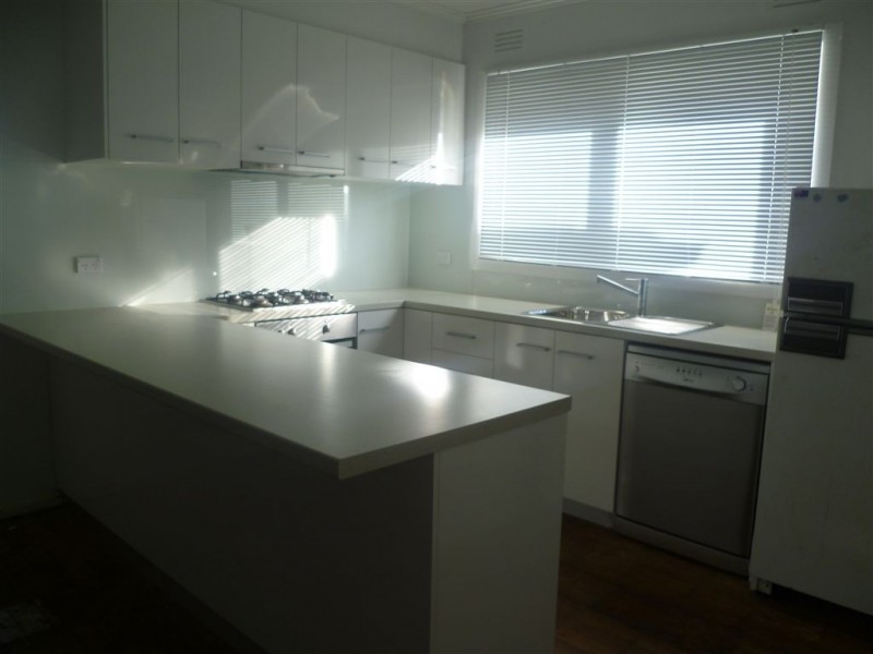 1/6 Glover Street, Newcomb VIC 3219