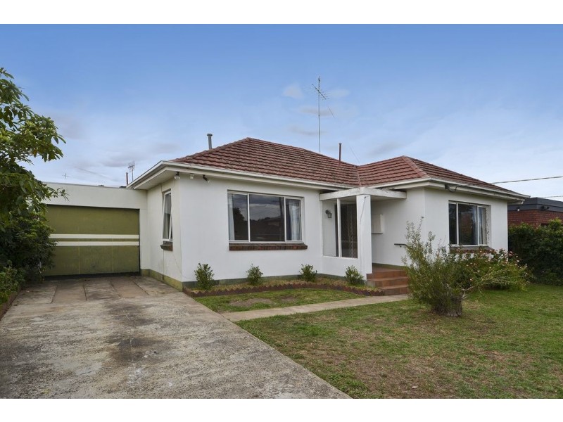 48 Buckingham Rd, Newtown VIC 3220