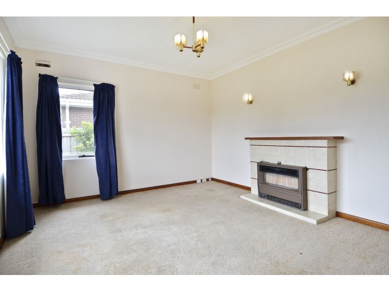 48 Buckingham Rd, Newtown VIC 3220