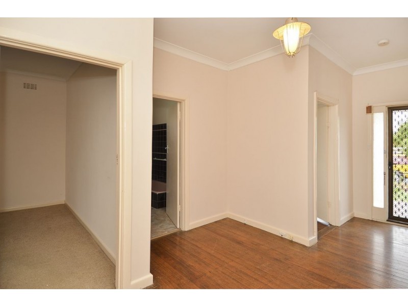 48 Buckingham Rd, Newtown VIC 3220