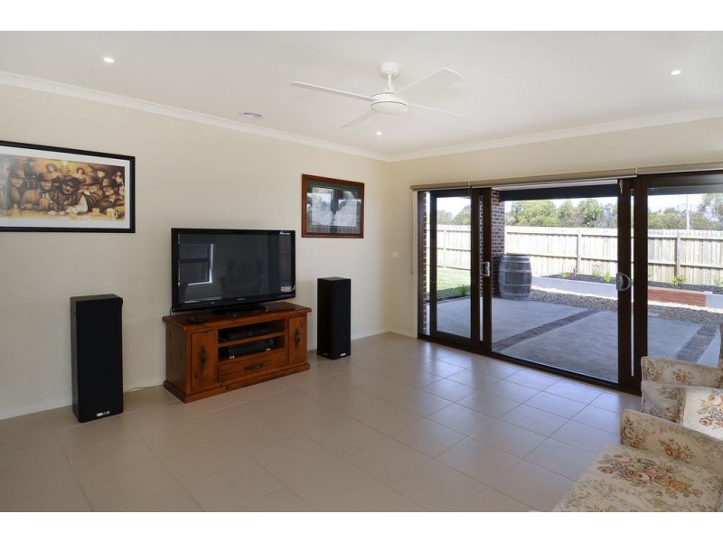 69 Pollard Dve, Leopold VIC 3224