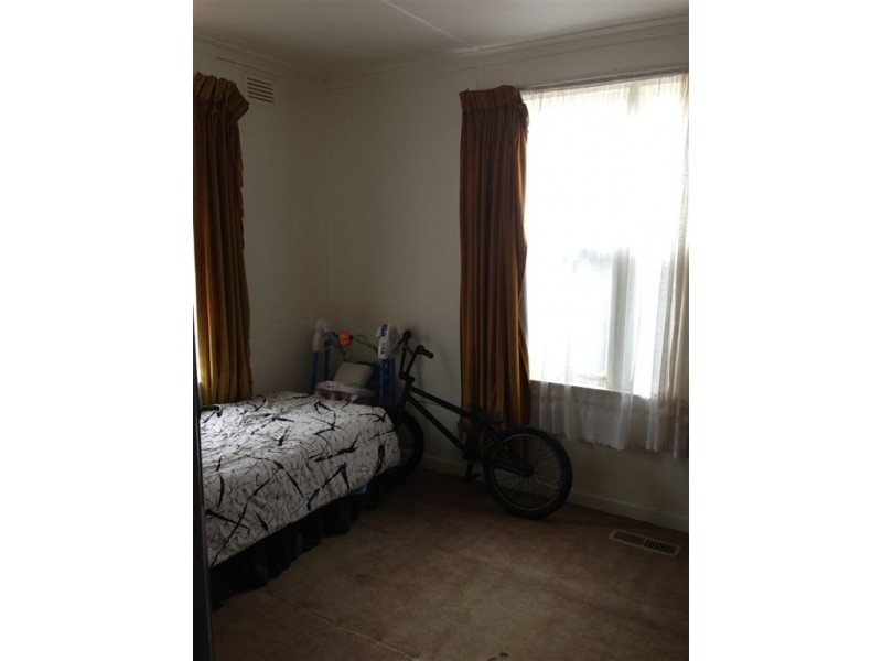 10 Sparks Road, Norlane VIC 3214