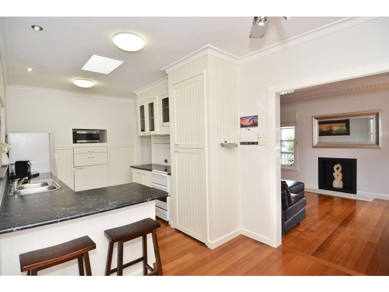 25 Ivy St, Newcomb VIC 3219