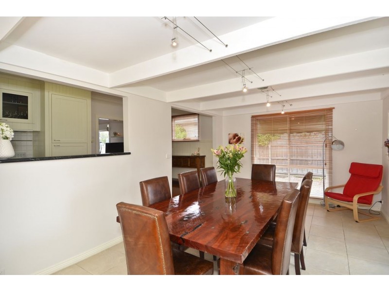 25 Ivy St, Newcomb VIC 3219