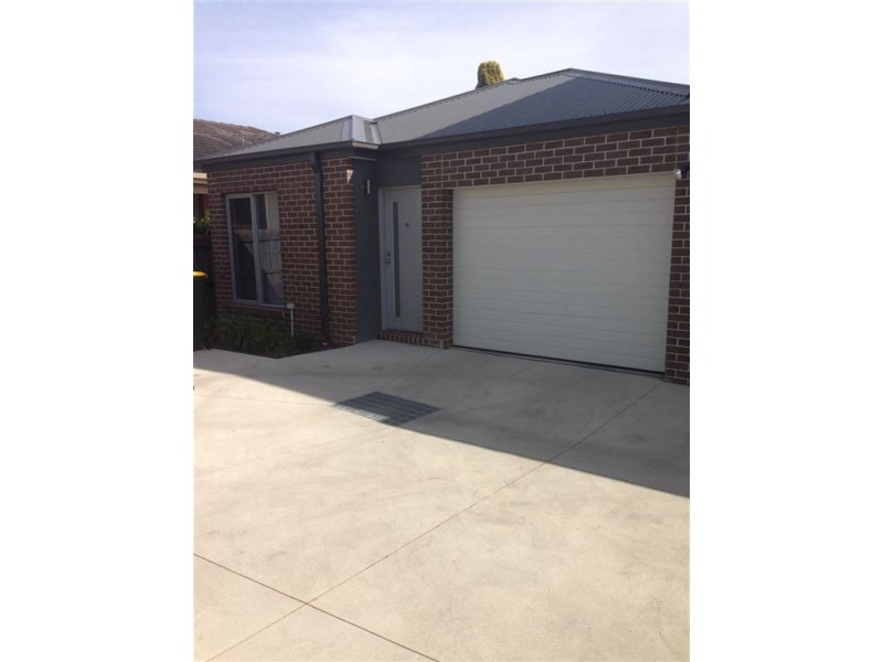 16/5 Peter Street, Grovedale VIC 3216