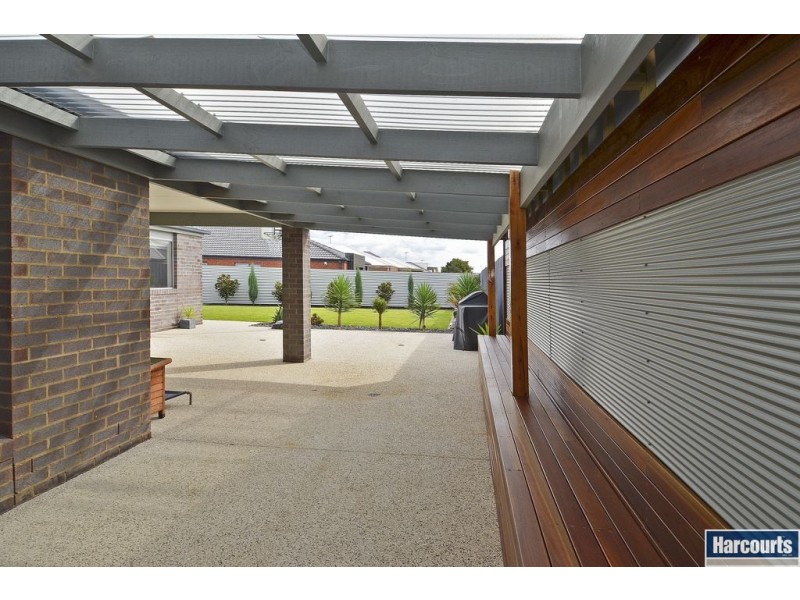 19 Yeoman Crt, Leopold VIC 3224