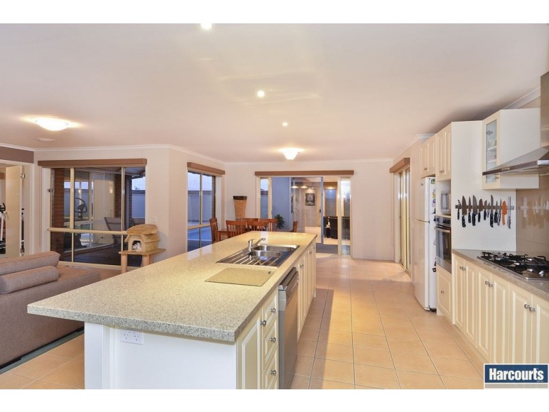 19-21 Birchwood Dve, St Albans Park VIC 3219