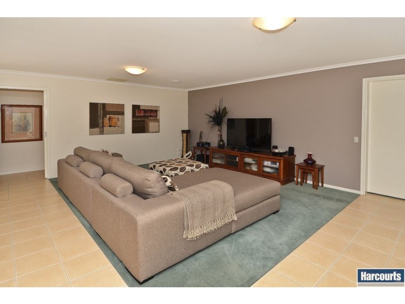 19-21 Birchwood Dve, St Albans Park VIC 3219