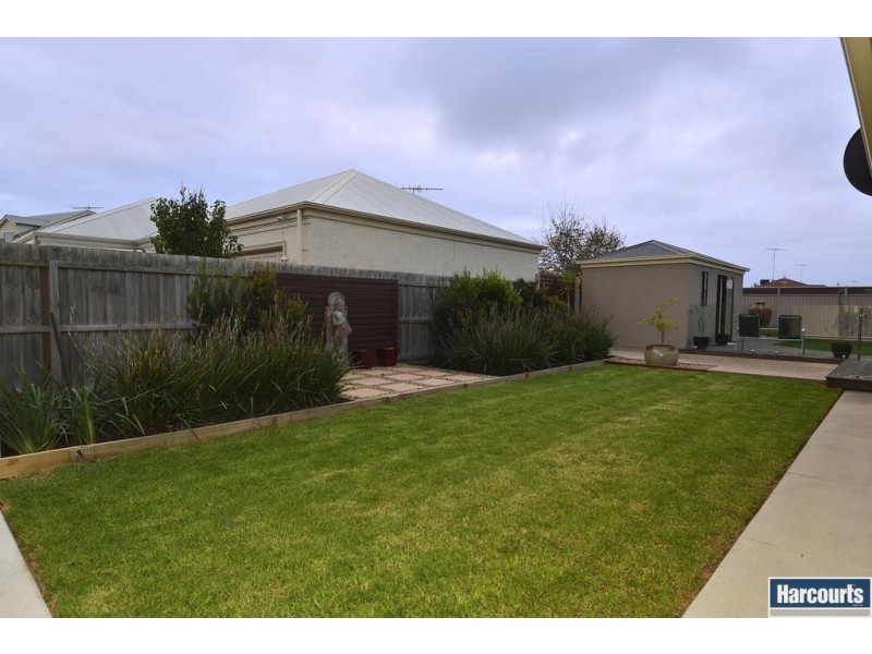 19-21 Birchwood Dve, St Albans Park VIC 3219