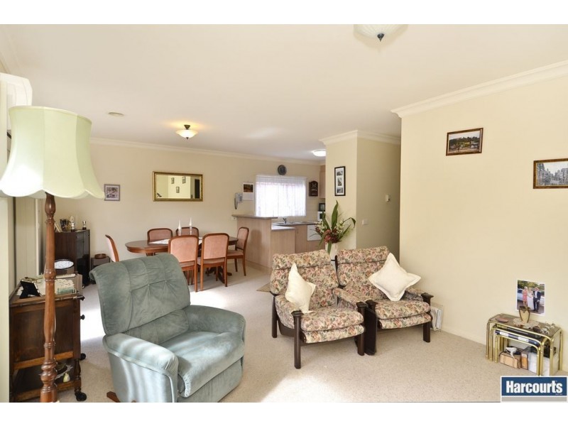 2/21 Evans St, Belmont VIC 3216