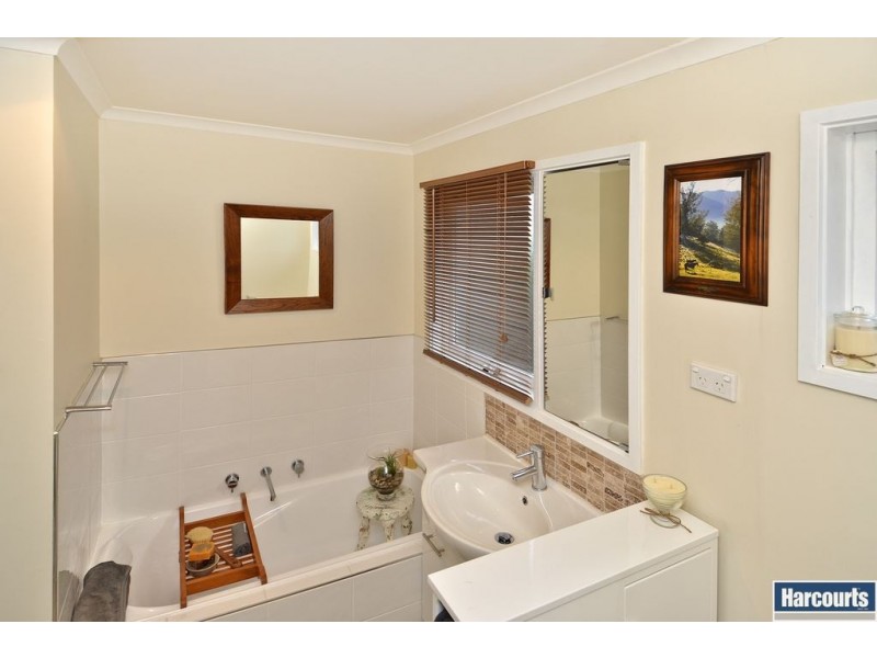 12 Waurnvale Drive, Belmont VIC 3216