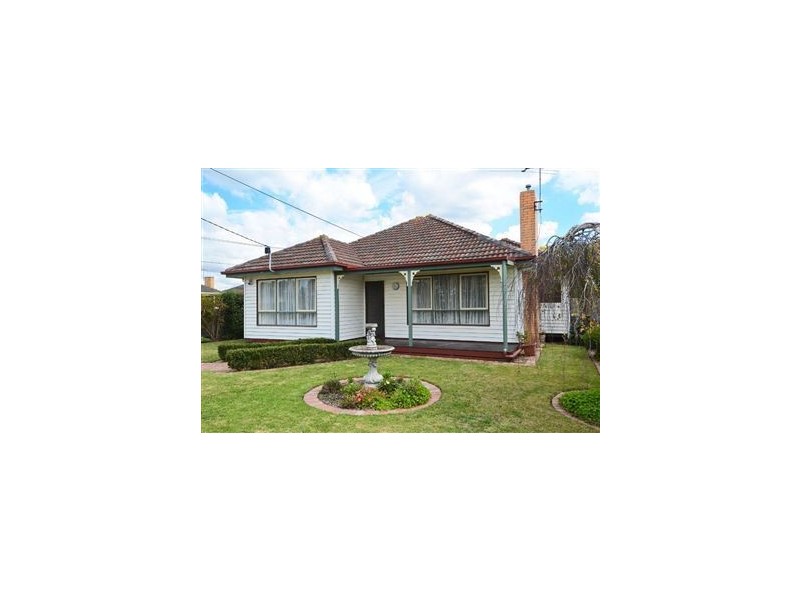 34 Miller Street, Newcomb VIC 3219