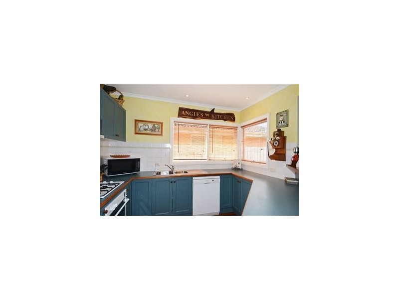 34 Miller Street, Newcomb VIC 3219