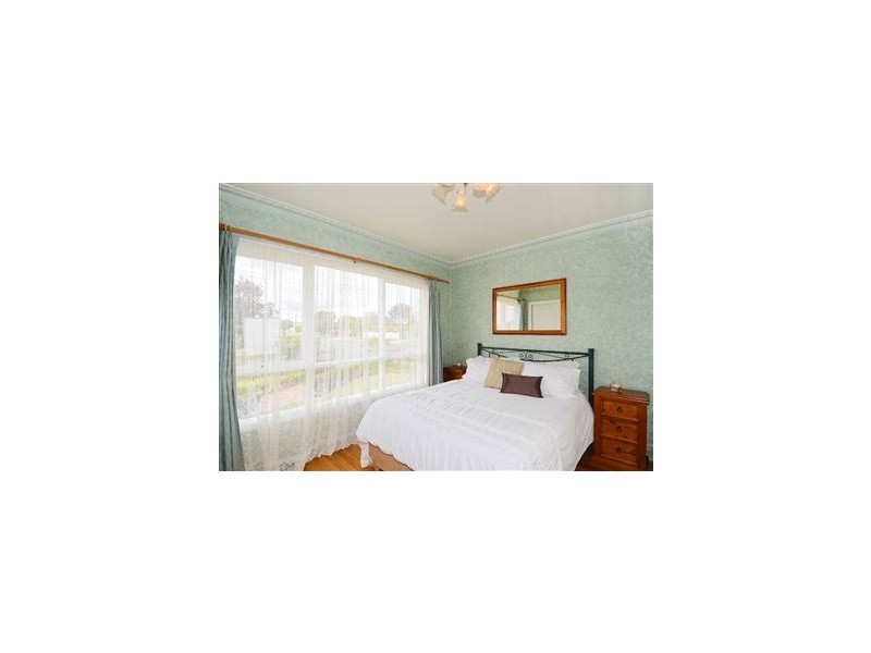 34 Miller Street, Newcomb VIC 3219