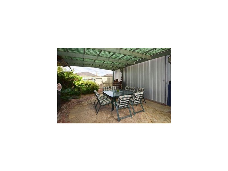 34 Miller Street, Newcomb VIC 3219