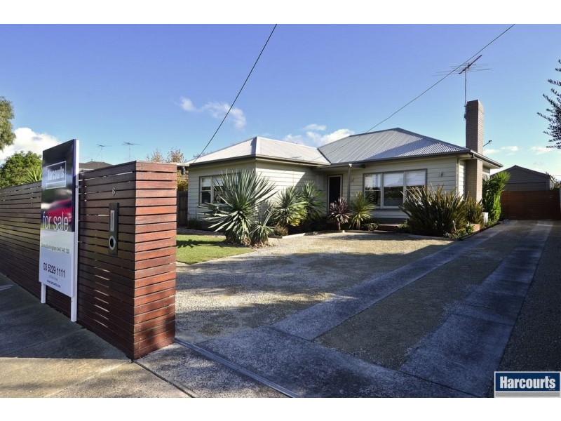 6 Wilsons Rd, Newcomb VIC 3219