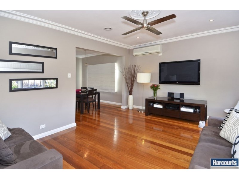 6 Wilsons Rd, Newcomb VIC 3219