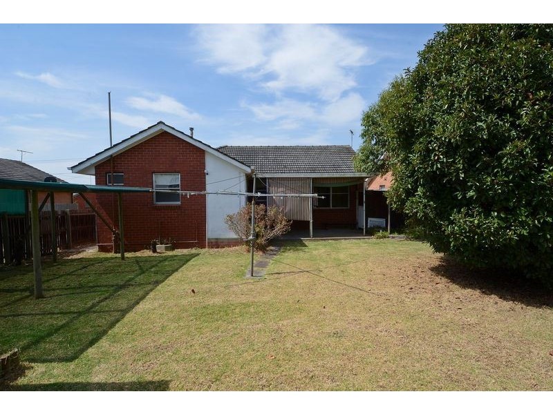 54 Neptune Ave, Newcomb VIC 3219