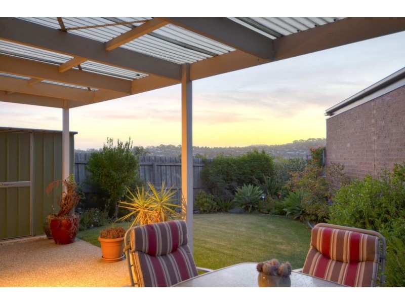 3/29 Vista Rd, Newtown VIC 3220