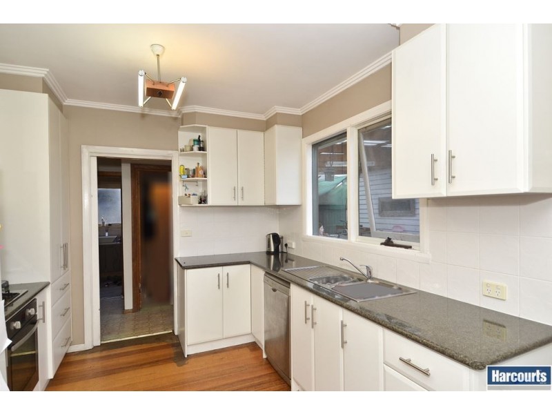 12 Henry Street, Belmont VIC 3216