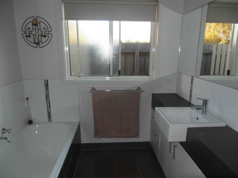 2A Powell Street, East Geelong VIC 3219