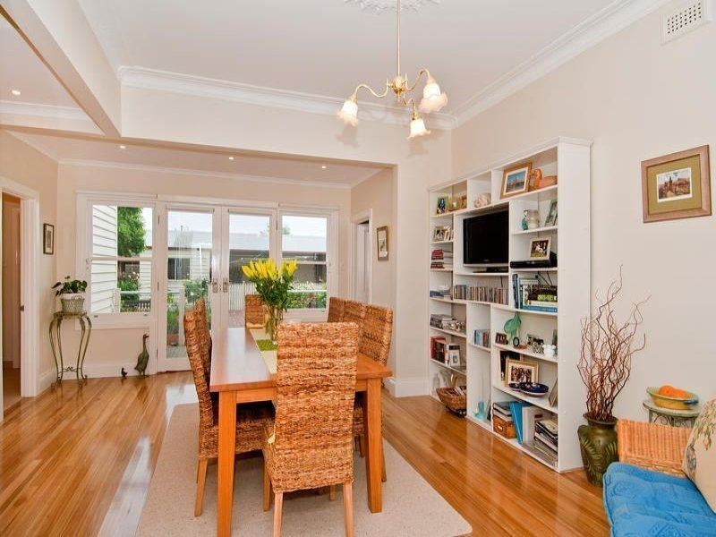90 Elizabeth Street, Geelong West VIC 3218