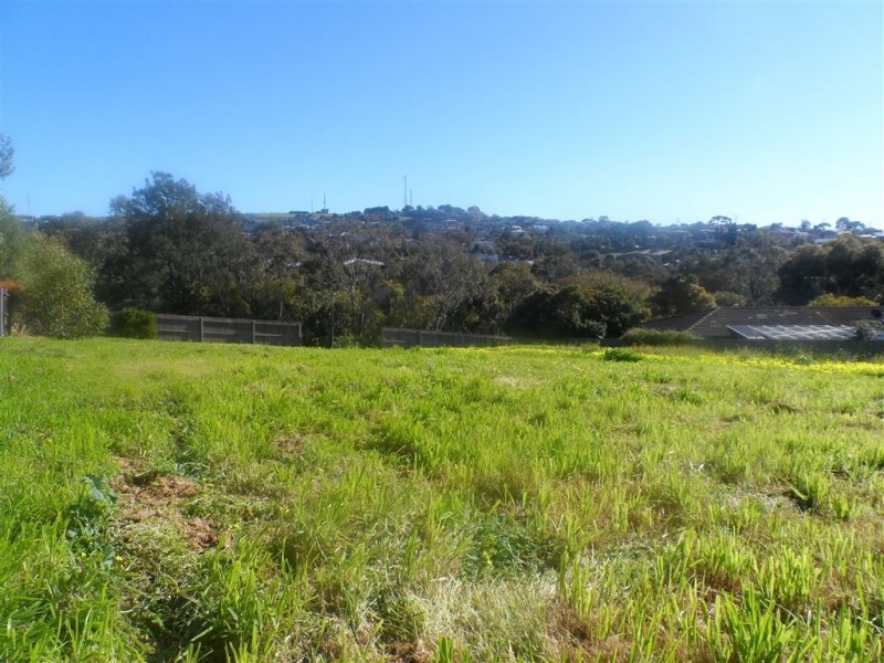 32 Pepperdine Way, Highton VIC 3216