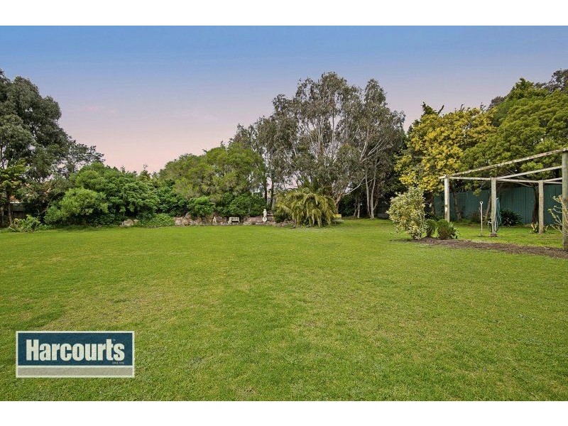 6-8 Freeman Crt, St Albans Park VIC 3219