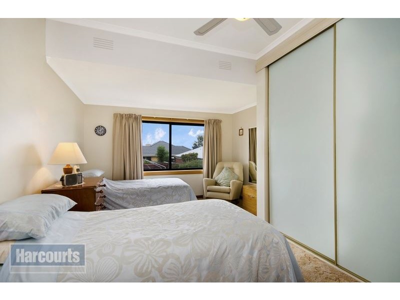 5 Wilton Ave, Newcomb VIC 3219