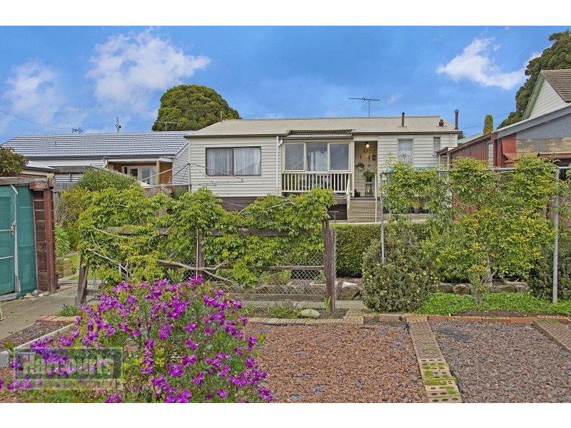5 Wilton Ave, Newcomb VIC 3219