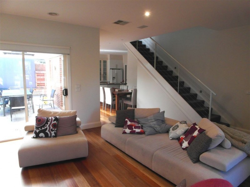 3 Ormskirk St, Newtown VIC 3220