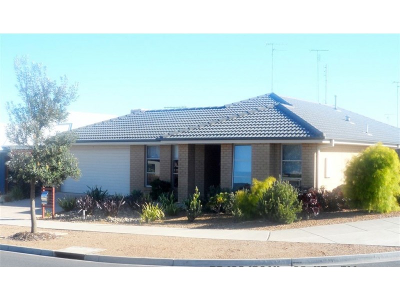 13 Shoaling Drive, Leopold VIC 3224