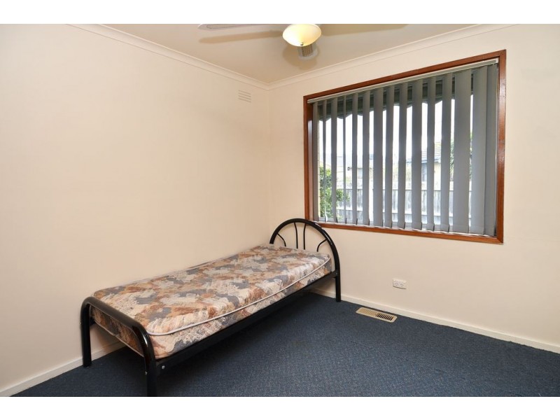24 Ranger Crt, Whittington VIC 3219