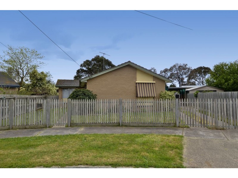 24 Ranger Crt, Whittington VIC 3219