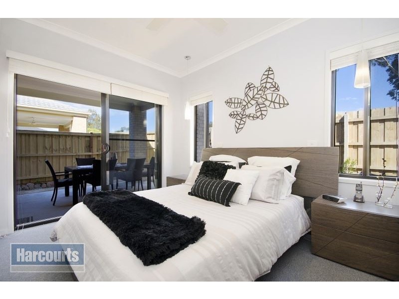 37 Wurrook Circuit, North Geelong VIC 3215