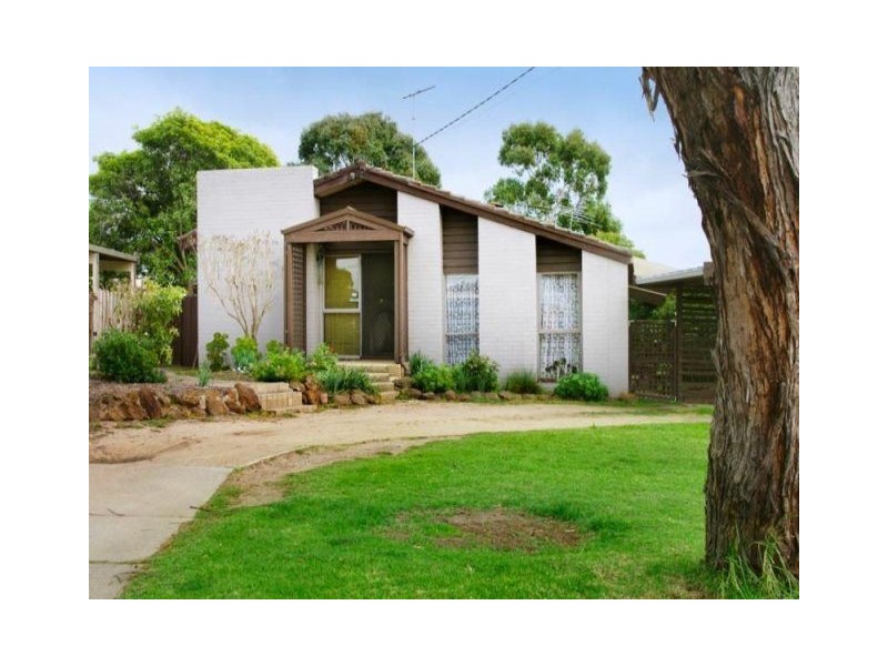 18 Bieske Road, Grovedale VIC 3216