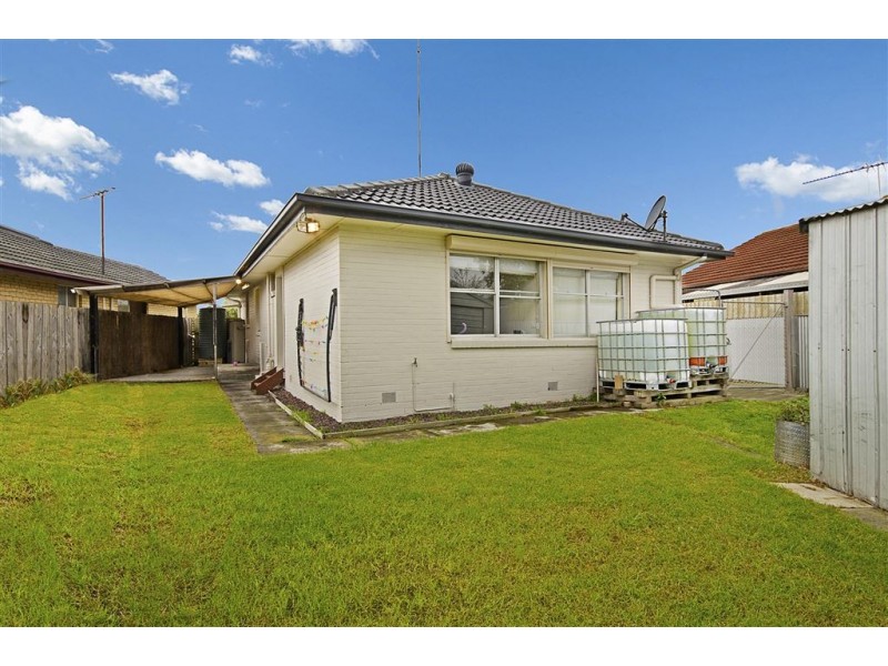 12 Saturn Street, Newcomb VIC 3219