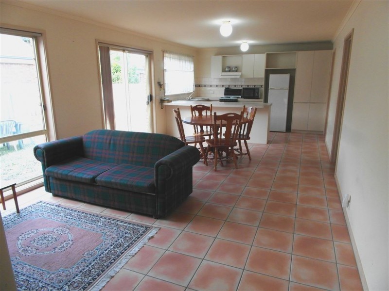 4 Banksia Place, Grovedale VIC 3216