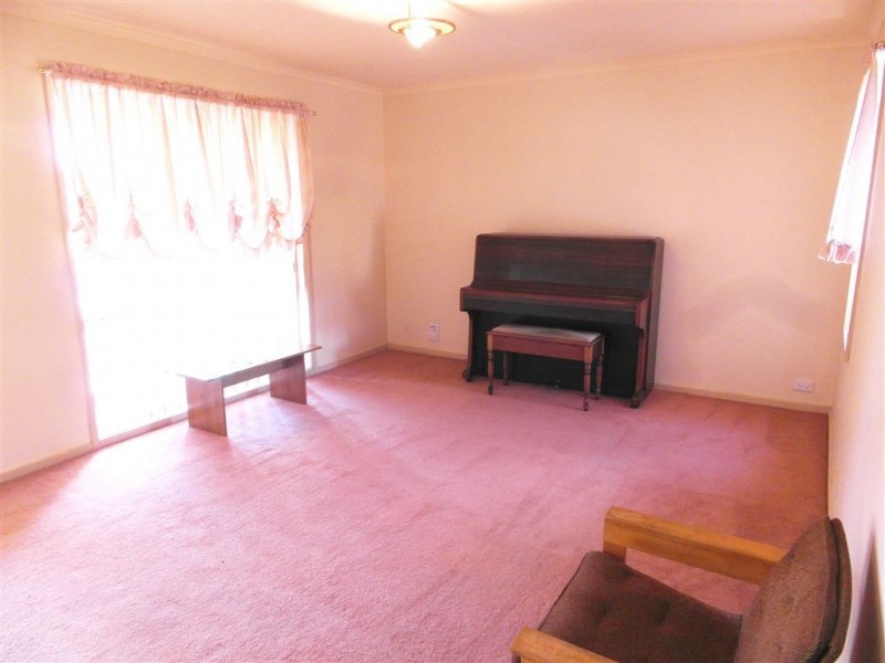 4 Banksia Place, Grovedale VIC 3216