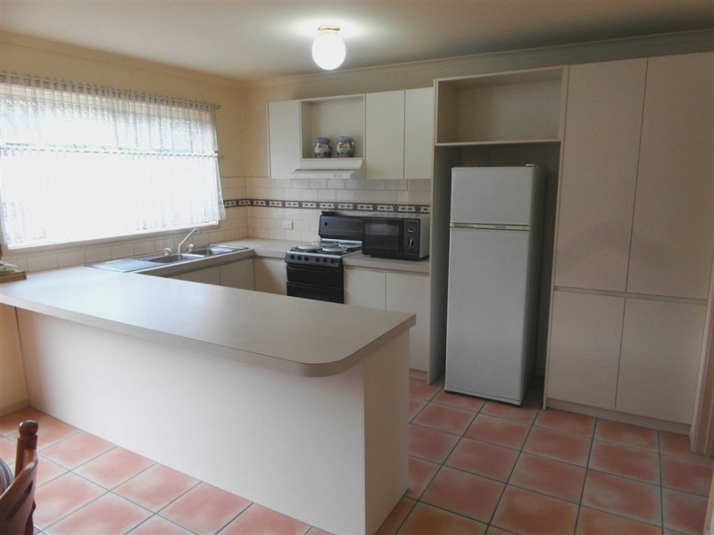 4 Banksia Place, Grovedale VIC 3216