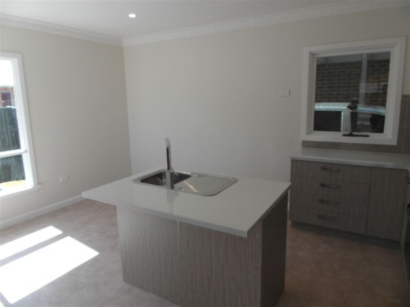 39 Wilton Avenue, Newcomb VIC 3219