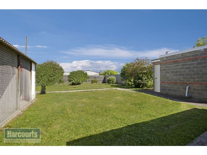 40 Wilsons Road, Newcomb VIC 3219