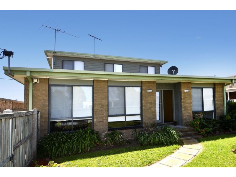 13 Durran St, St Albans Park VIC 3219