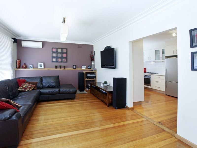 24 Watsons Road, Newcomb VIC 3219