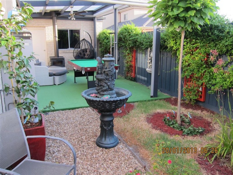 2/23 Bayfiled Court, Newcomb VIC 3219