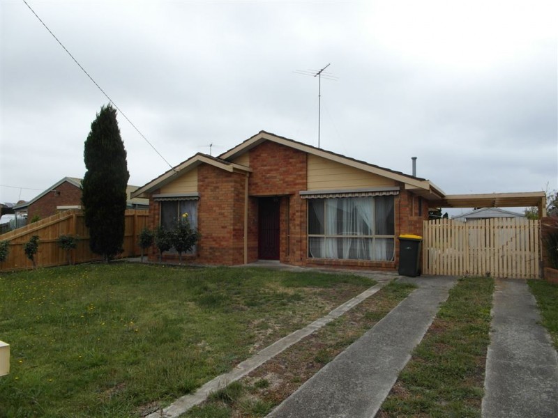18 Orbit Drive, Whittington VIC 3219
