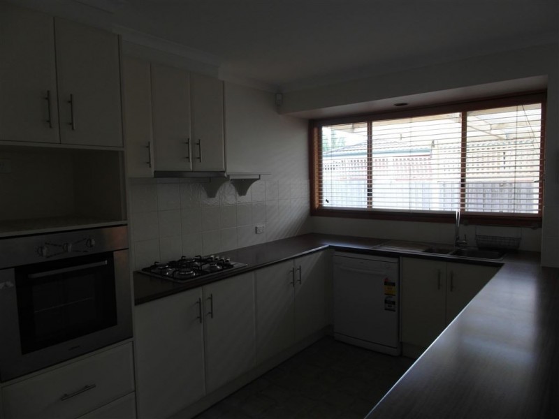 18 Orbit Drive, Whittington VIC 3219